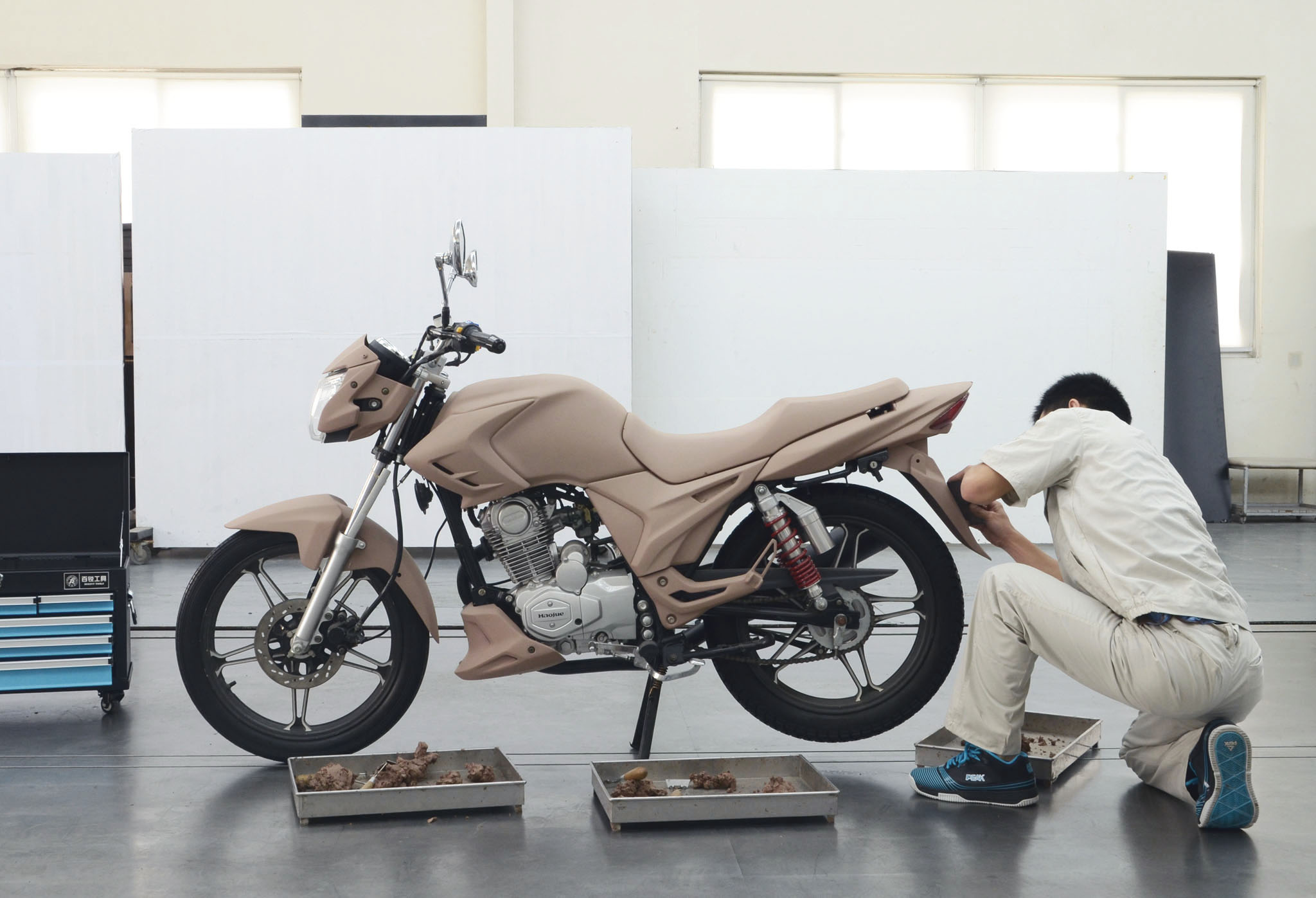 Clay model workshop process